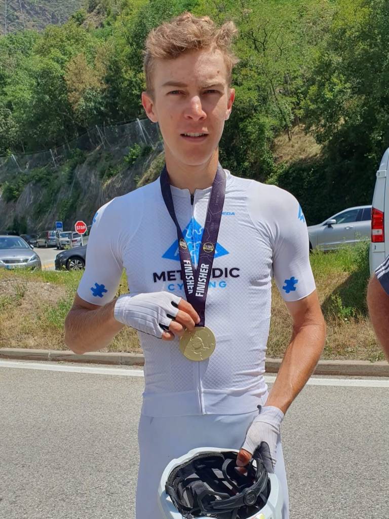 Photo face Mathias Chauvin après sa 7eme place à l'étape du tour en maillot Lameda